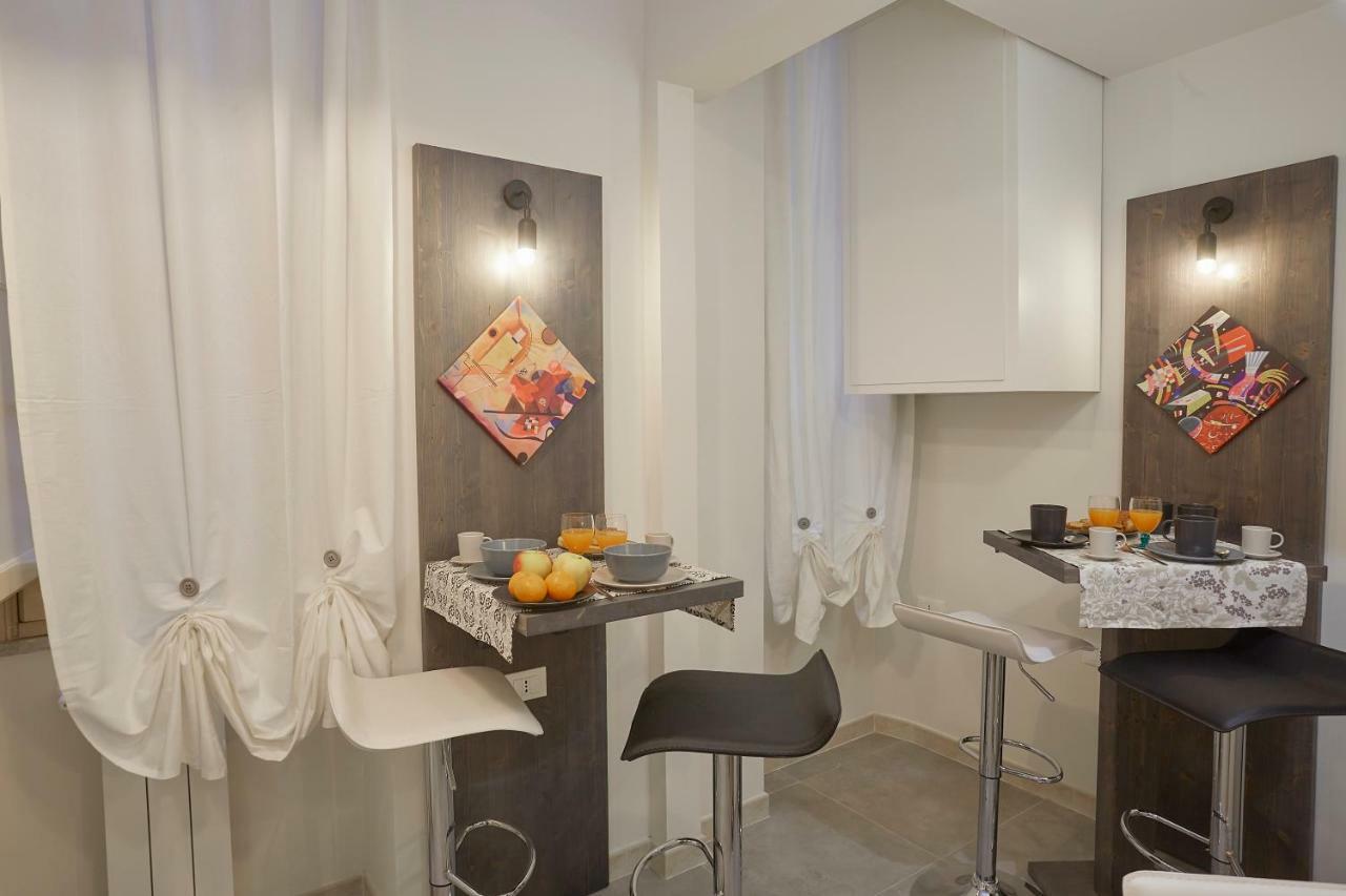 Better & Better Bed & Breakfast ปาแลร์โม ภายนอก รูปภาพ