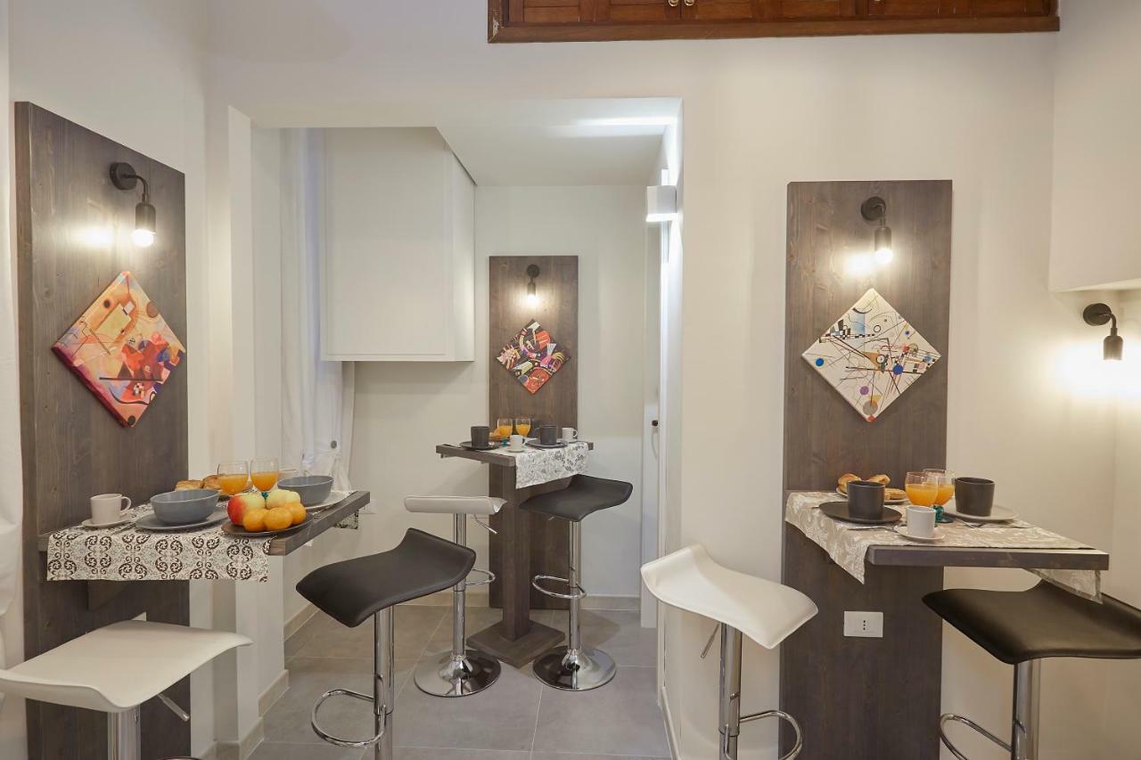 Better & Better Bed & Breakfast ปาแลร์โม ภายนอก รูปภาพ