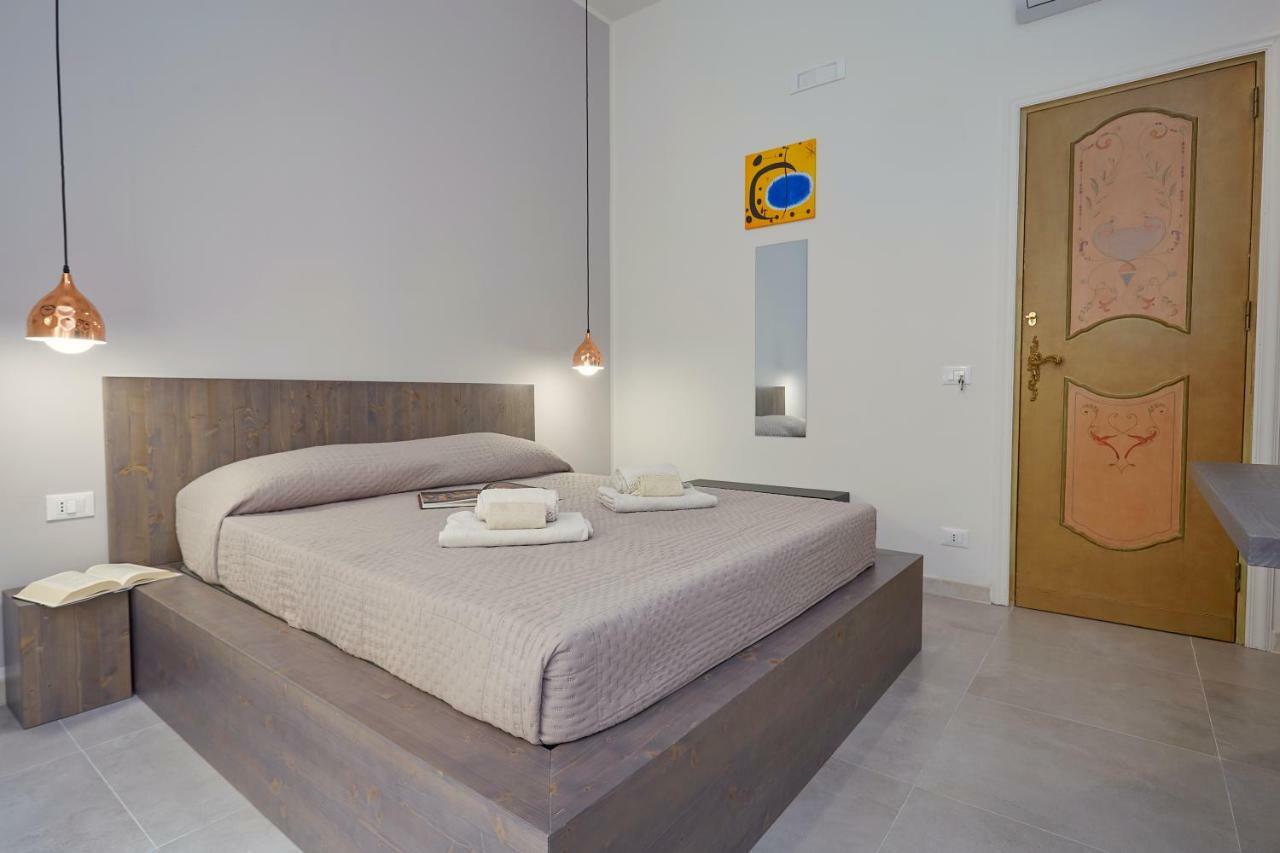 Better & Better Bed & Breakfast ปาแลร์โม ภายนอก รูปภาพ